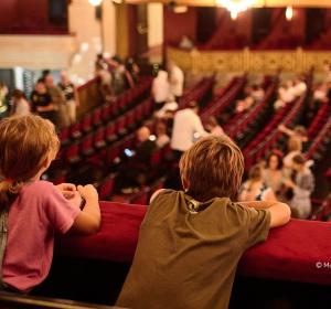 Escola Oms i de Prat + Gran Teatre del Liceu